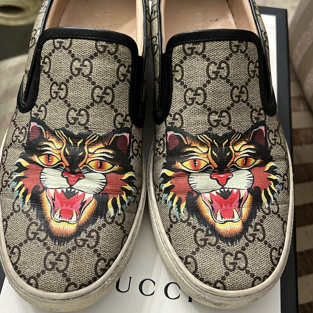 Gucci - Picture 2 of 4